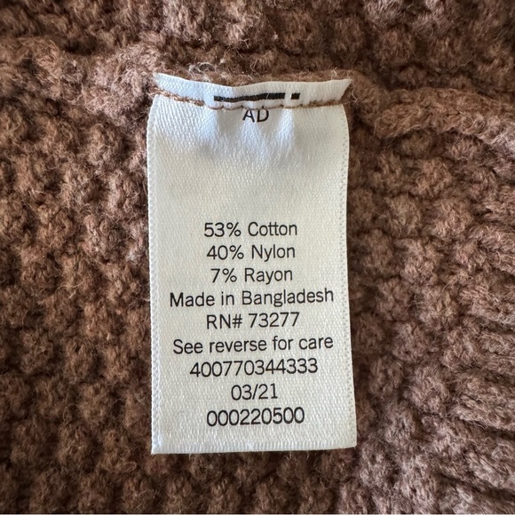 Sonoma Textured Knit V-Neck Sweater โ Size M - Picture 6 of 6